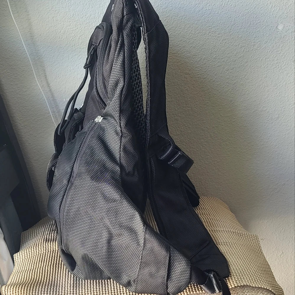Tumi Sleek Black Backpack